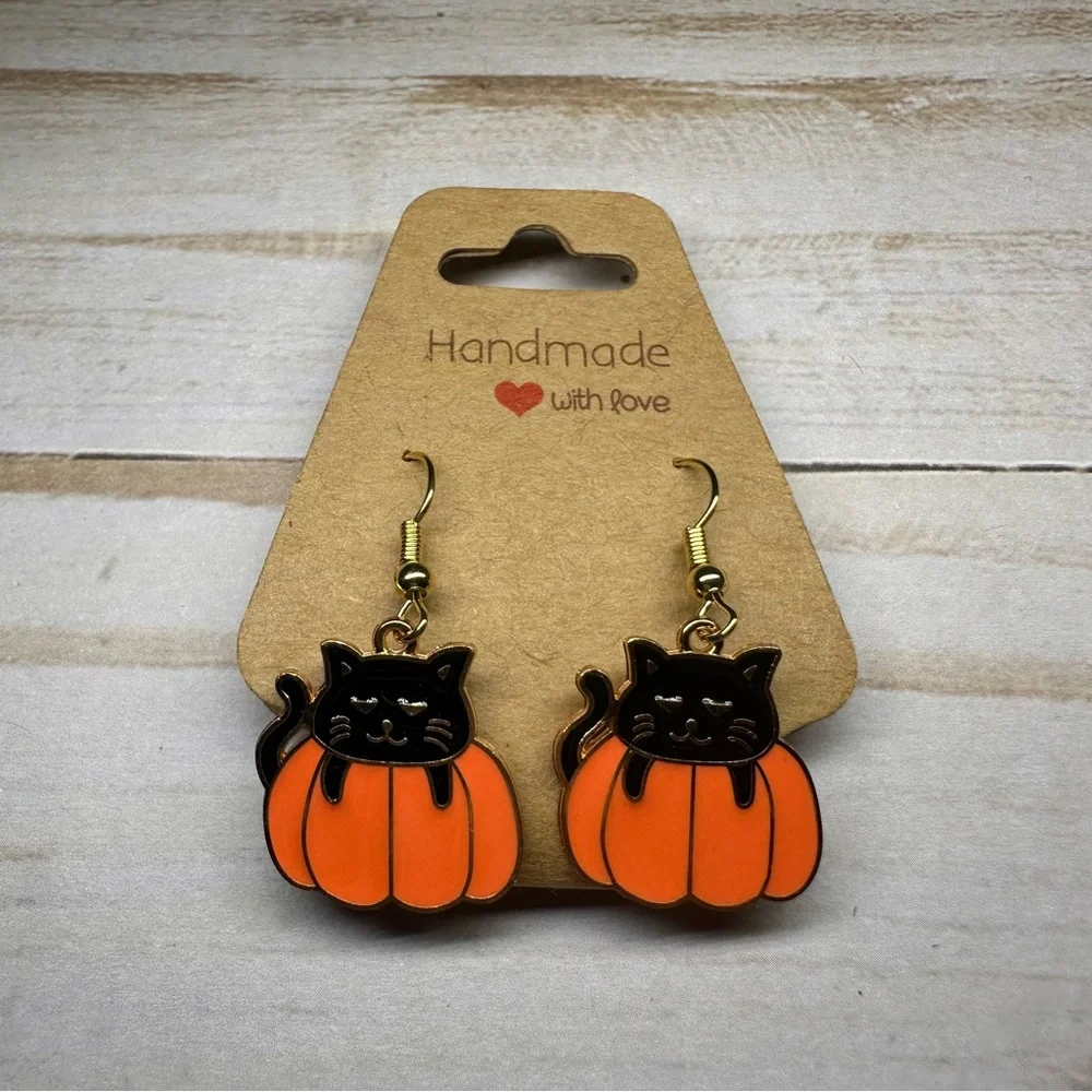 Black Cat in‎ Pumpkin Earrings